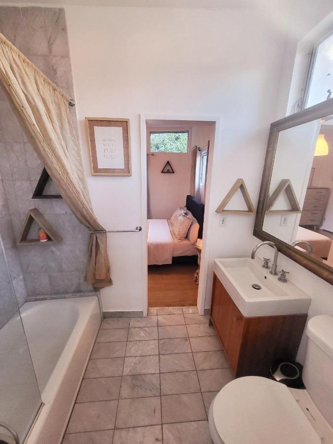 Shanti Om Retreat In Beverly Hills Los Angeles Exterior photo